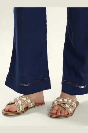 Accessorize Shell Cross-Strap Footbed Sandalseu39