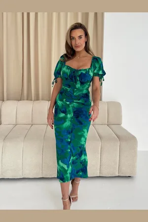 Girl in Mind Dove Ruched Detail Midi Dress46