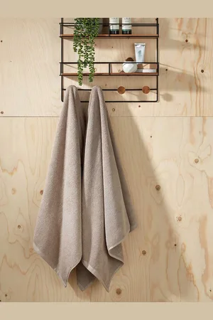 Christy Brixton - 600 GSM 100% Cotton Textured Bath TowelBadelagen