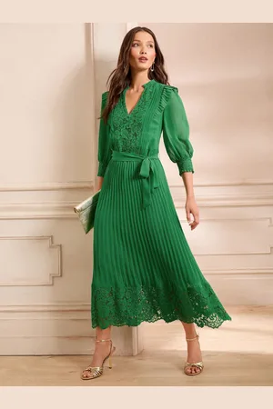 Love & Roses Lace Detail Pleated 3/4 Sleeve Midi Dress50
