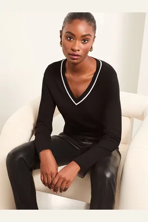 Lipsy London Knitted V-Neck Tipped Jumper46