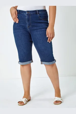 Roman Curve Stretch Knee Length Denim Shorts54