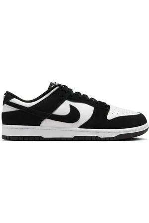 Nike Dunk Low sneakers