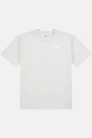 New Balance Small Boys Logo 100% Cotton T-Shirt9 - 10 år (134 - 140cm)