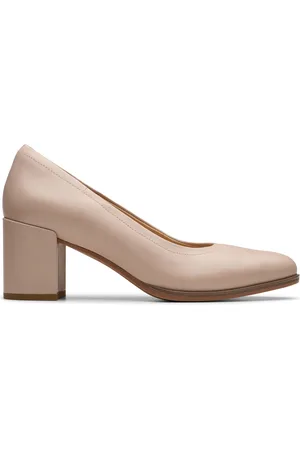 Clarks Sand Leather Freva55 Court Shoes