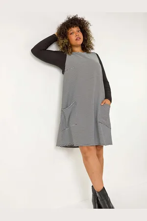 Roman Curve Checkered Stretch Pocket Dress48
