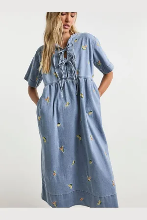 Simply Be Fruit Embroidered Tie Front Midaxi Denim Dress54