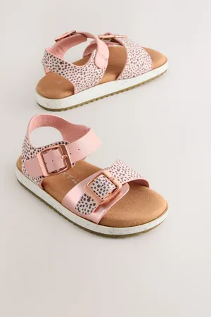 Next Sandaler med spændeuk9eu265