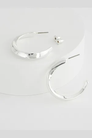 Next Twist Hoop Earrings Made With Recycled ZincEn