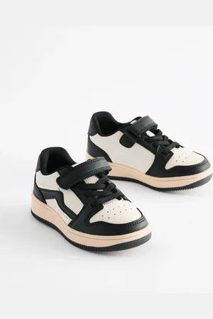 Next Sneakers med elastiske snører og velcro-lukning