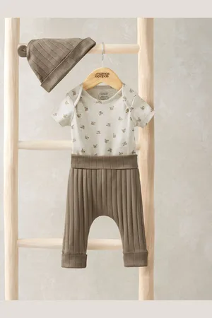 Mamas & Papas 100% Cotton Bear Brown Bodysuit Leggings and Hat Set50cm