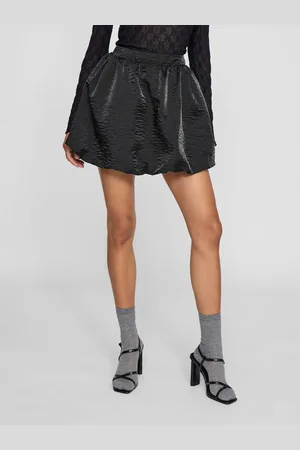 VILA Bubble Hem Balloon Skirt40