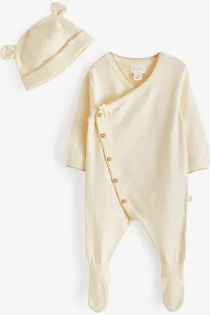 Mori Cream Organic Cotton Knitted Kimono Romper & Hat Baby Gift SetOp til 3 måneder (50 - 62cm)