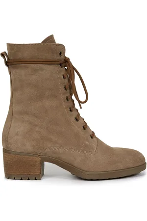 CELTIC & CO. Camel Block Heel Derby Boots