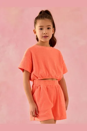 Next T-shirt og shortssæt (3-16år)140146cm