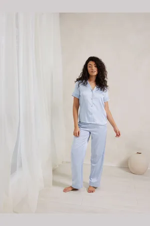 Chelsea Peers Satin Lace Trim Short Sleeve Long Pyjamas Set42