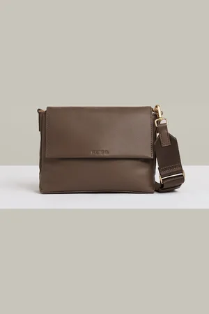 Reiss Selena Leather Adjustable Strap Cross-Body BagEn