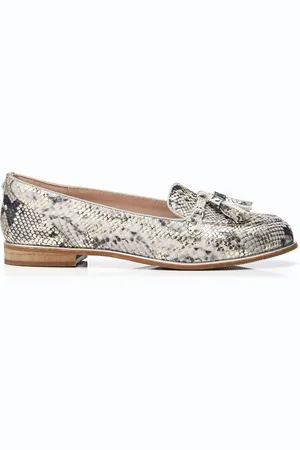Moda In Pelle Evvaa Flat Slip on Tassle Barrel Loafers