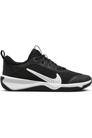 Nike Youth Omni Multi-Court Trainers