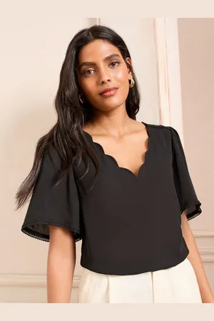 Love & Roses Short Sleeve V-Neckline Scallop Detail T-Shirt36