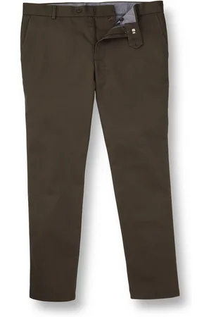 Charles Tyrwhitt French Classic Fit Ultimate ikke-jern Chino-bukserW40 L30