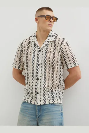 River Island Regular Fit Crochet Zig Zag Revere T-Shirtsmall