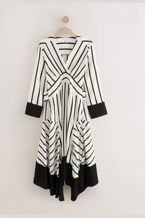 Next Asymetric Kaftan Maxi Dress46høj
