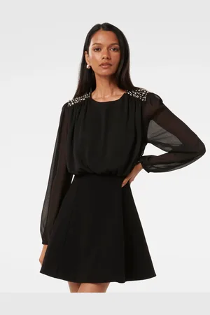 Forever New Petite Nyla Diamante Trim Mini Dress38