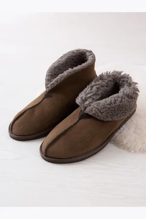 CELTIC & CO. Mens Sheepskin Bootee Slippers