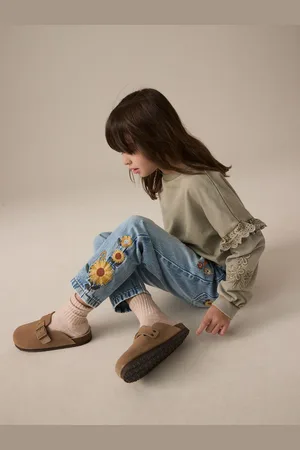 Next 100% Cotton Flower Embroidered Mom Jeans (3-16yrs)11 år (146cm)