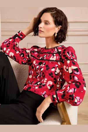 Love & Roses Print Ric Rac Trim Crew Neck Long Sleeve Blouse44
