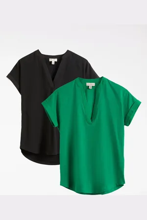 Love & Roses T-shirt med hak i halsen