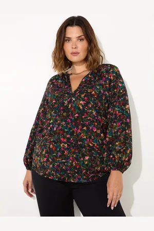 Live Unlimited London Curve Multi Color Ditsy Raglan Sleeve Bluser50