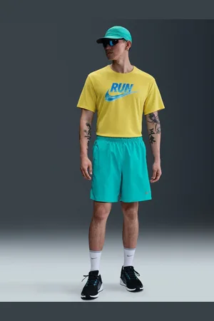 Nike Challenger Dri-FIT 7 -tommers Trusser-forede løbeshortsMiddel