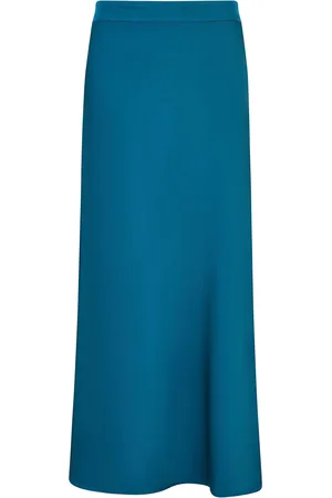 Yumi Satin Midi Skirt36