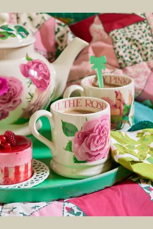 Emma Bridgewater Set of 2 Roses All My Life 1/2 Pint Mugs Boxeden