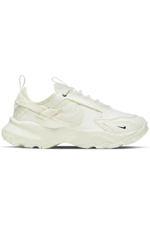 Nike TC7900 sneakers
