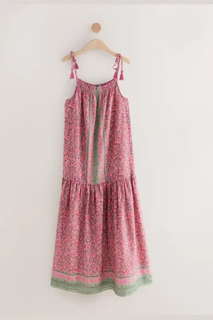 Next Strappy Drop Waist Tiered Maxikjole52