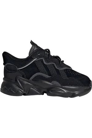 adidas Ozweego Sneakers.