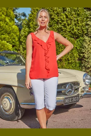 Roman Knee Length Stretch Shorts44