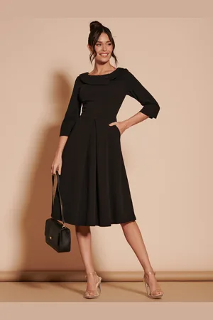 Jolie Moi 3/4 Sleeve Fold Neck Midi Kjole40