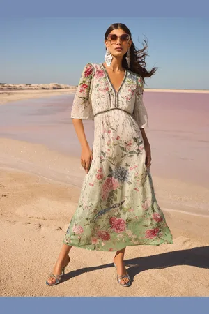 Love & Roses Printed V-Neck Short Sleeve Midi Dress38