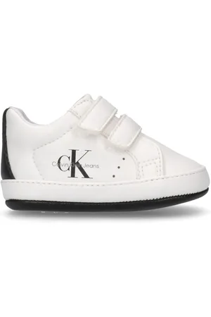 Calvin Klein Baby Velcro Trainers50cm
