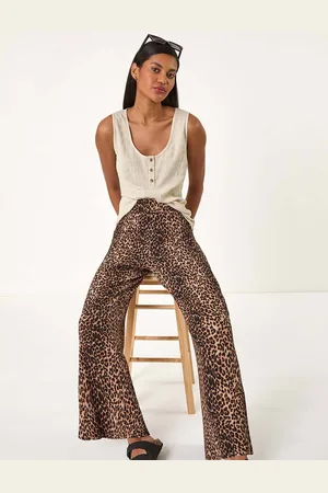 Roman Buttoned Stretch Vest Top46