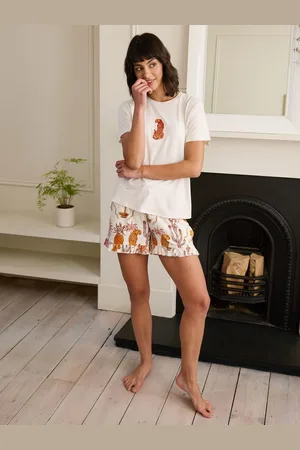 Chelsea Peers Bohemian Paradise Embroidered T-Shirt Short Pyjamas Set50