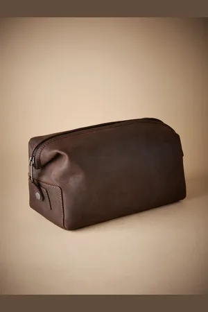 Next Textured Oily Leather WashbagEn