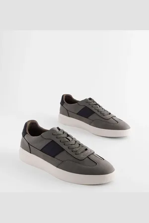 Next Smarte sneakers