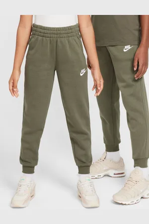 Nike Club Joggingbukser i fleece10 - 12 år (140 - 152cm)