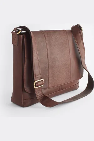 Next Signature Leather Messenger BagEn