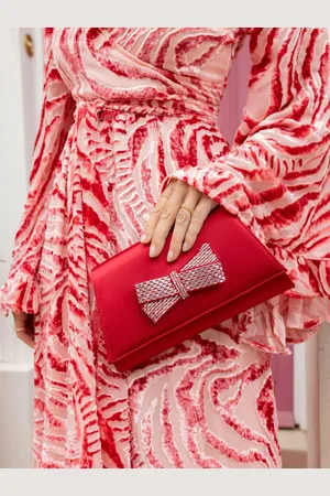 Novo Annie Luxe Clutch BagEn